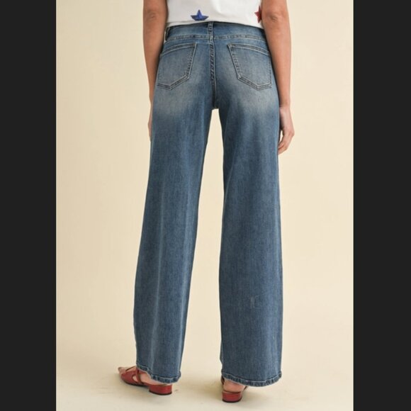 Annie Wide Leg Jean - Picture 3 of 3